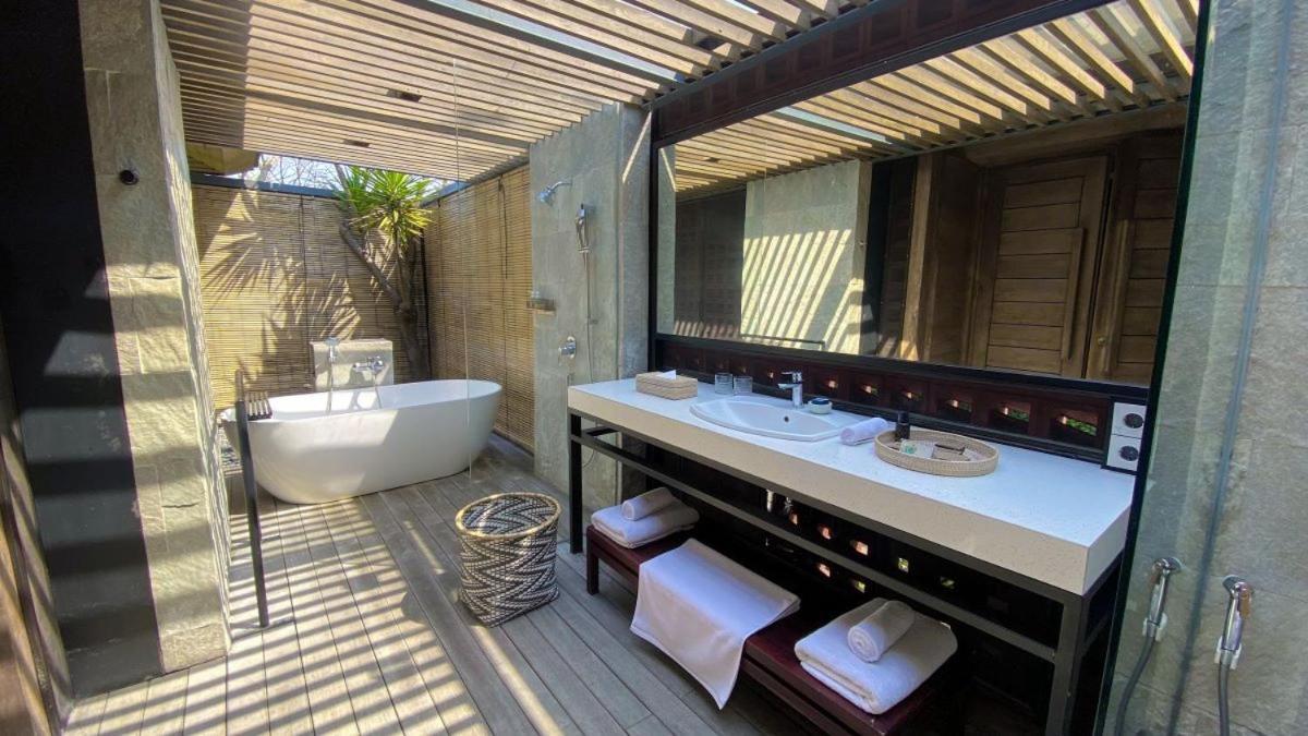 Djoglo Luxury Bungalow Wendit Pokój zdjęcie